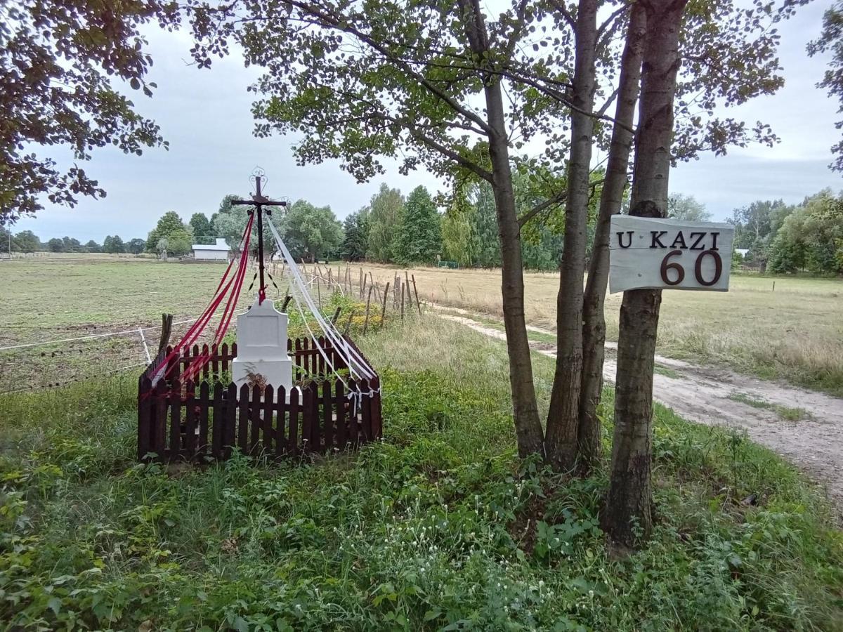 Domek U Kazi Sadowne Bagian luar foto